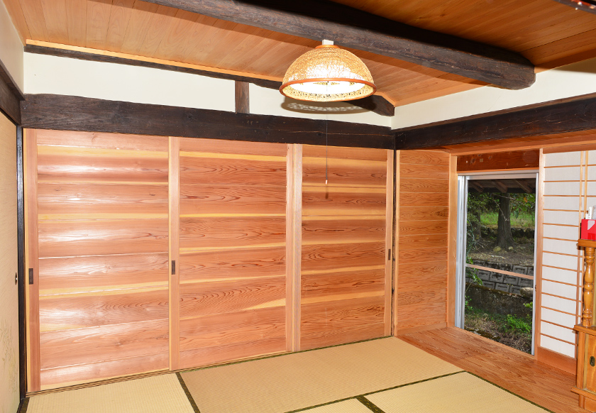 押入れ戸:畳の部屋に板戸が合うんです